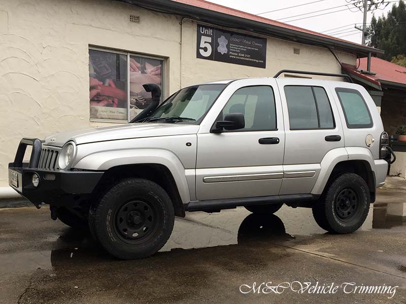 Jeep Cherokee KJ 2006